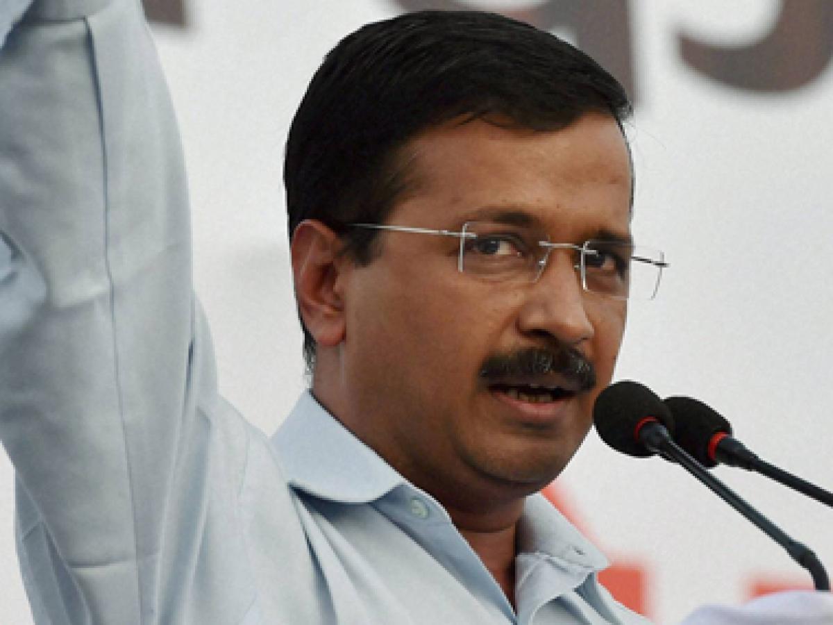 AAP goes all guns blazing at BJP over Udta Punjab row